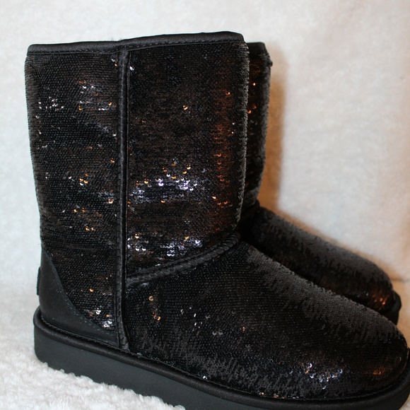 UGG COSMOS METALLIC SPARKLE SEQUIN BOOTS BLACK NEW - Picture 4 of 8